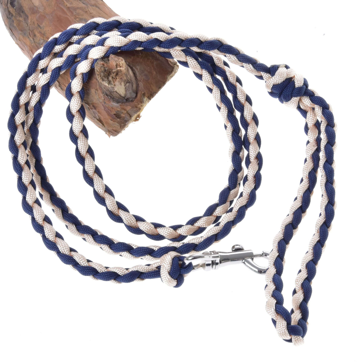 LarDen Hobby Horse vezetőszár Knitted Cremo-Blue: sötétkék-krémszínű fonott paracord vezetőszár ezüst karabinerrel