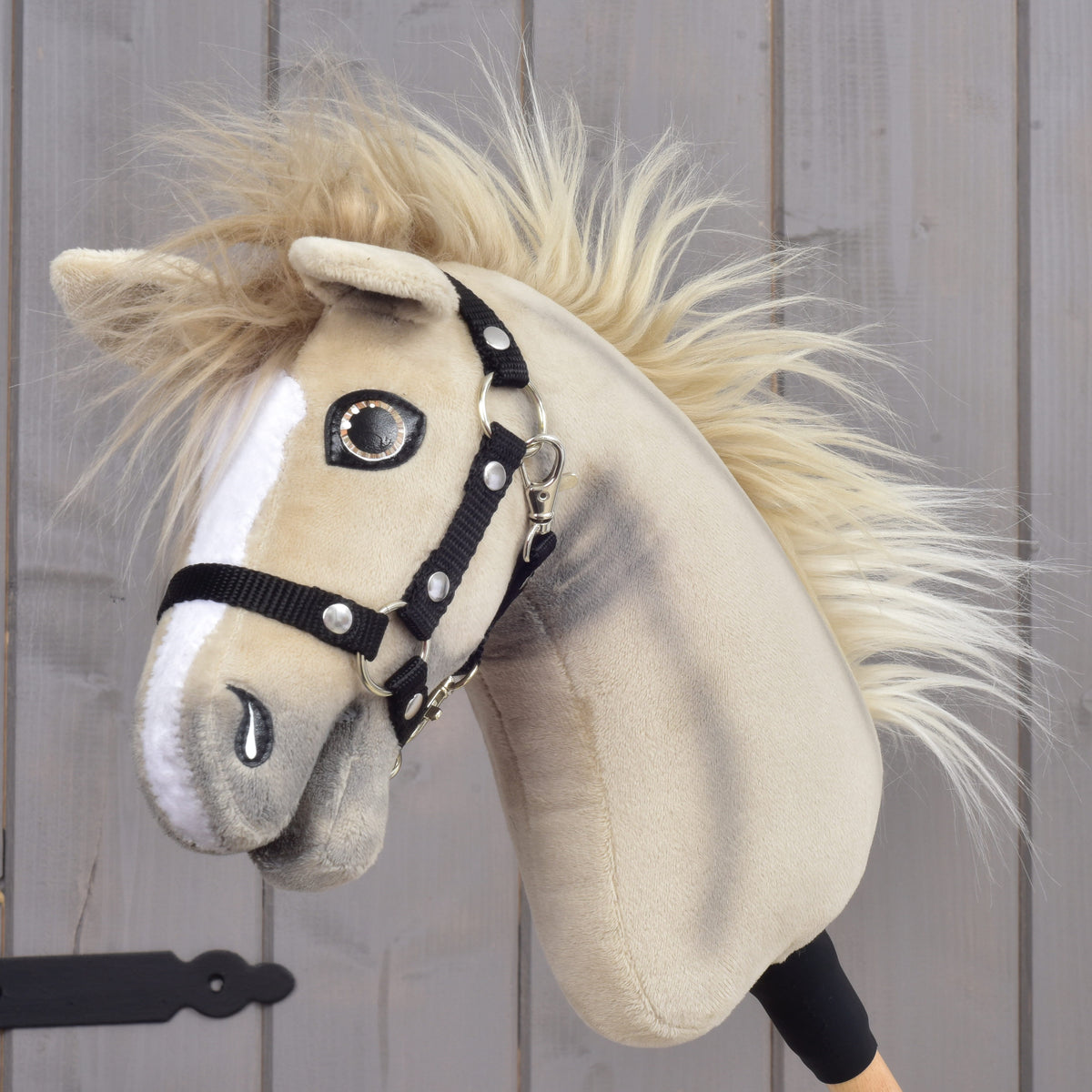 Hobby Horse Ivory Dream by LarDen, a light beige plush head with grey muzzle, white blaze and long blond faux fur mane