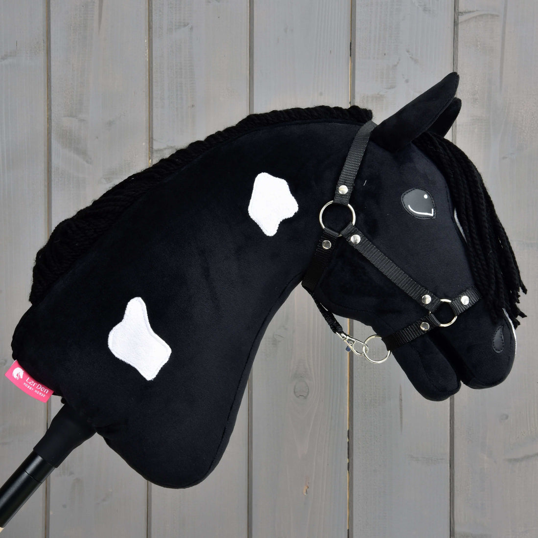 Hobby Horse Merlin, fekete kötőfékkel
