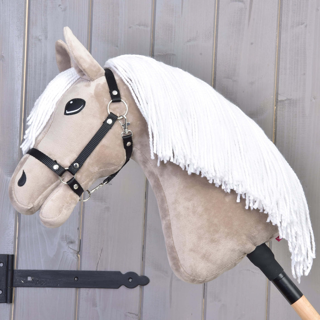 Hobby Horse Blondie, fekete kötőfékkel