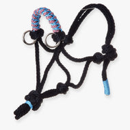 LarDen Hobby Horse csomózott kötőfék Summer, fekete kötélből, kék-piros fonott orrszíjjal és ezüstszínű karikákkal
